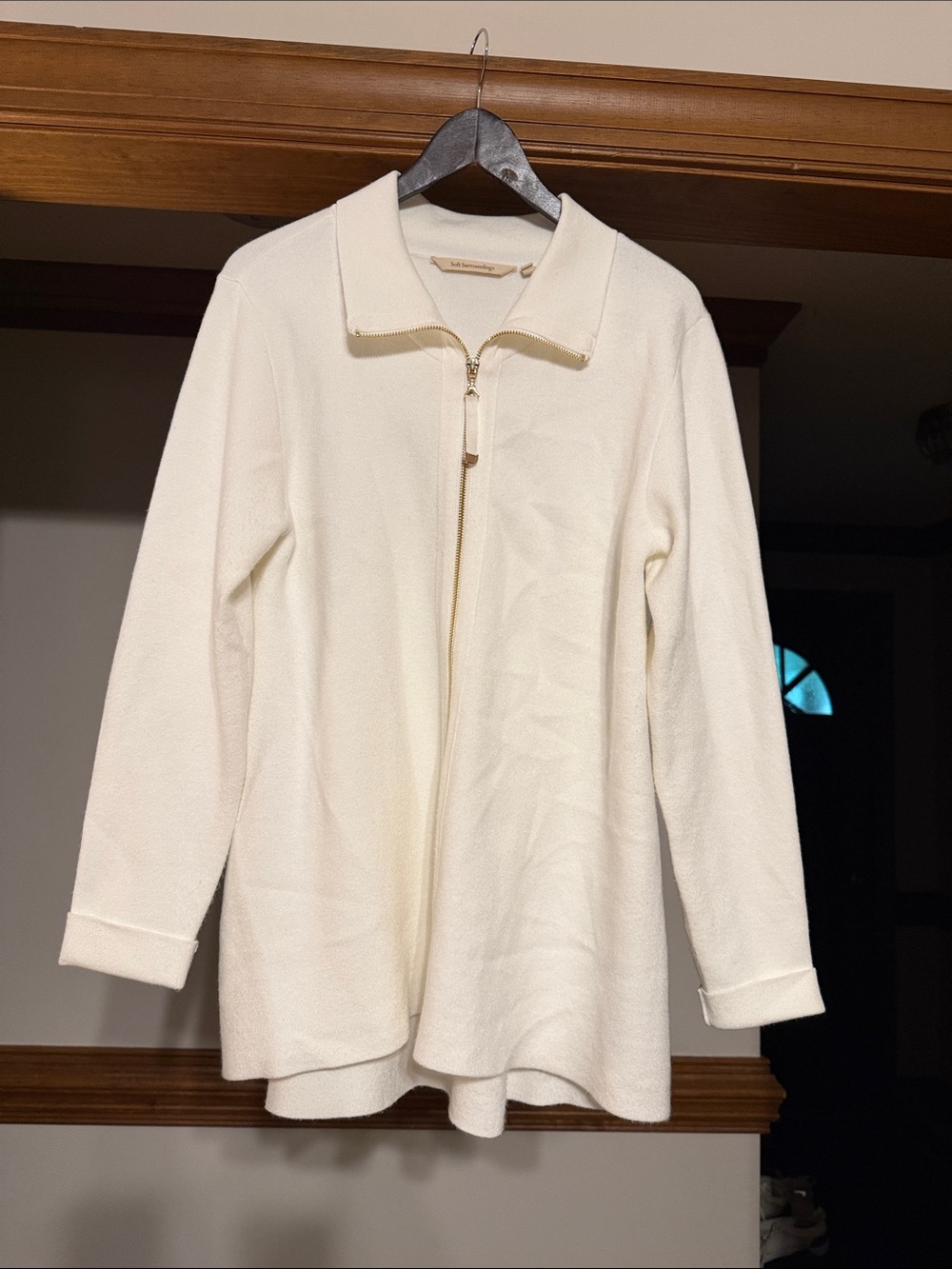 Soft Surroundings Cream Zip Jacket with Gold Hardware
